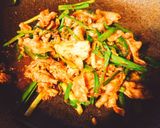 ご飯止まらんーっ！豚キムチと半熟目玉焼き作り方4写真
