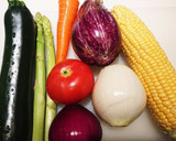 とうもろこしと夏野菜のキーマカレー作り方1写真