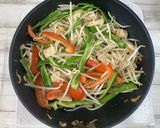 【椎茸粉使用】鶏肉の焼きビーフン作り方4写真