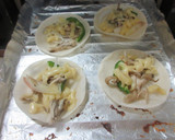 おいしく簡単・餃子の皮DEピザ風～♬作り方4写真