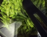 蒸し枝豆★濃厚簡単！ニンニク塩胡椒のみ◎作り方2写真