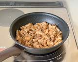 熱々ご飯に乗せて【豚と新生姜の甘辛炒め】作り方5写真