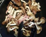 ひらたけのガリバタ醤油パスタ作り方3写真