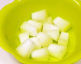 冬瓜とタコの冷たいお吸い物作り方1写真