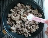 包丁要らず簡単メイン☆豚こまの旨塩炒め。作り方4写真