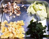 干し椎茸の戻し汁で深みのある味噌汁作り方3写真