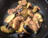 ナスとツナ缶のトマト煮込みチーズ乗せ作り方3写真
