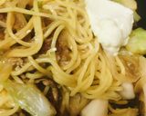 豚肉＆マスカルポーネチーズの洋風焼そば作り方3写真