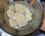 アンチョビのポテトサラダ(右上)作り方1写真