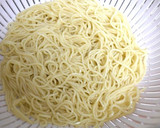 冷やし中華（ハム、きゅうり、トマト、卵）作り方3写真