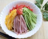 冷やし中華（ハム、きゅうり、トマト、卵）作り方4写真