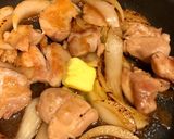 玉ねぎと鶏肉のバター照り焼き作り方7写真