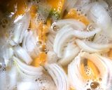 優しい甘さ＊南瓜と玉ねぎ・油揚げの味噌汁作り方3写真