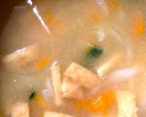 優しい甘さ＊南瓜と玉ねぎ・油揚げの味噌汁作り方4写真
