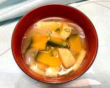 優しい甘さ＊南瓜と玉ねぎ・油揚げの味噌汁作り方5写真