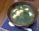 鰹節たっぷり健康的なモロヘイヤのお味噌汁作り方7写真