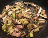 ゴボウときのこの和風パスタ作り方4写真