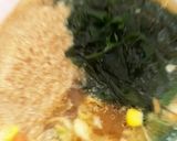 カップ麺に乾燥ワカメを足して具沢山に♪作り方3写真
