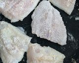白身魚(バサ)〜ガーリックハーブソース作り方3写真