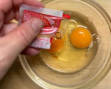 納豆のタレで♪ふんわり♡おべんとう卵焼き作り方3写真