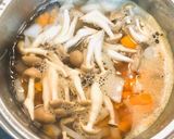 しめじと大根とにんじんのお味噌汁作り方2写真