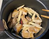 ♡甘辛！鶏肉とゴボウの煮物♡作り方4写真
