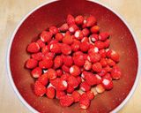 1歳からのいちごジャム🍓💕作り方1写真