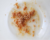 簡単♪サーモンとたまねぎのごま味噌ナムル作り方2写真