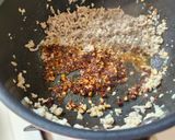 エリンギと豚ひき肉の秋味ラーメン作り方5写真