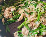 簡単🌟豚肉とニラのオイスター炒め作り方6写真