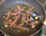 オリーブとベーコンのパスタ作り方5写真