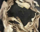 生牡蠣と舞茸のガーリック炒め作り方7写真