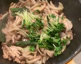簡単　秋のキノコとツナ缶の炒め物作り方3写真