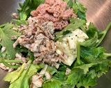 シンプル！「ツナとセロリの葉のサラダ」作り方1写真