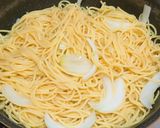 超節約 バター香るツナ入りナポリタン作り方3写真