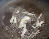 エリンギ山伏茸ツナ砂糖醤油パスタ作り方1写真