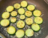 5分で◎ズッキーニのチーズカリカリ焼き作り方3写真