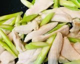 鶏肉とアスパラガスのシンプルマヨネーズ炒め作り方2写真
