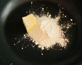 ＼フライパンまるごと／エビグラタン作り方4写真