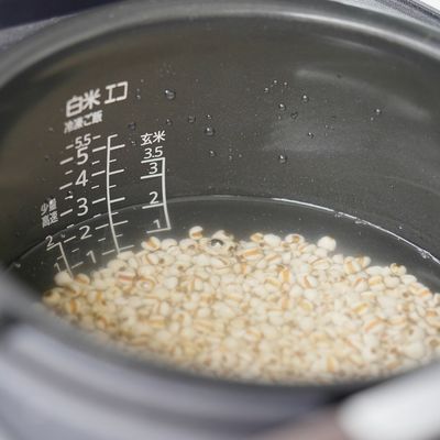 はとむぎと彩り野菜のサラダ|炊飯器で作る下準備:工程2