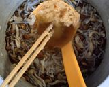 簡単 朝食✿なめこと しめじ 白滝の お味噌汁作り方6写真
