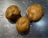 絶品！タコのポテトサラダ チミチュリソースがけ作り方1写真