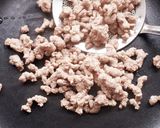 エスニック風パプリカとピーマンのひき肉丼作り方1写真