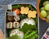 かしわ餅風おにぎりのキャラ弁♪作り方8写真