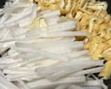 大根と油揚げのゆずぽん炒め作り方1写真