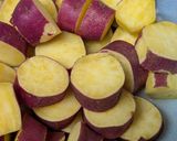 さつまいもとチクワの和風オーロラソース和え作り方1写真