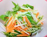 ピリ辛中華ドレッシングで❣ 野菜サラダ作り方1写真