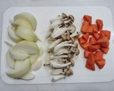 鶏もも肉煮込みのクスクス添え作り方1写真