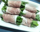 たっぷりニラのピリ辛豚肉巻き♡作り方2写真