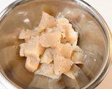 秋が旬・おいしい芋煮作り方2写真